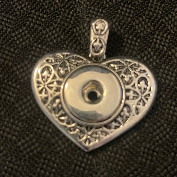 Magnolia and Vine set - Picture 5 of 12